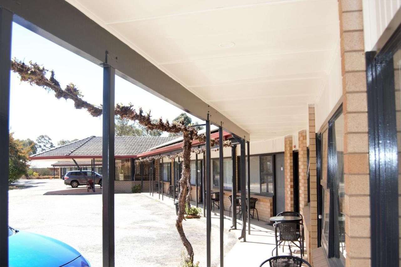 Civic Motor Inn Cowra Exteriér fotografie