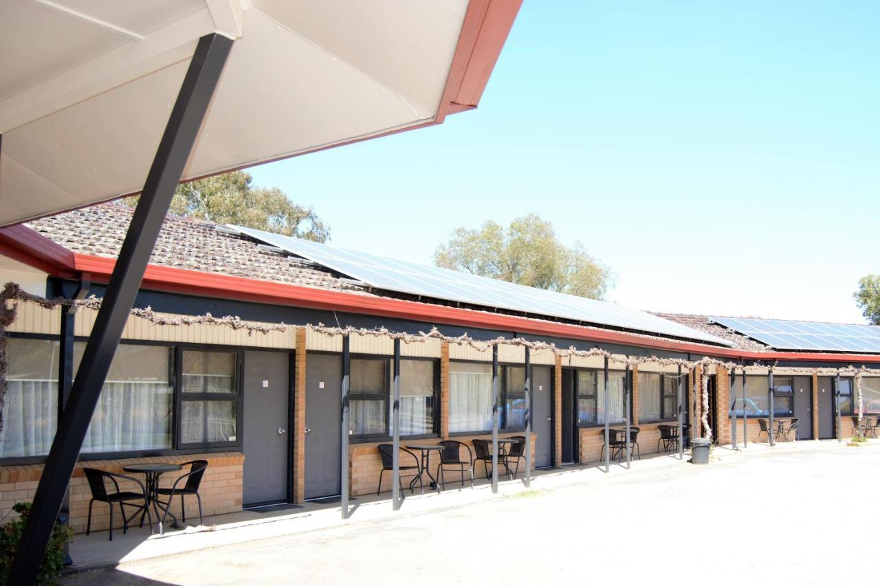 Civic Motor Inn Cowra Exteriér fotografie